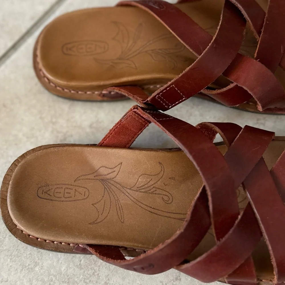 ♥️KEEN Women's “Elle” Strappy Leather Sandals - Burgundy Brown - Size 7 - EUC! - Picture 3 of 7